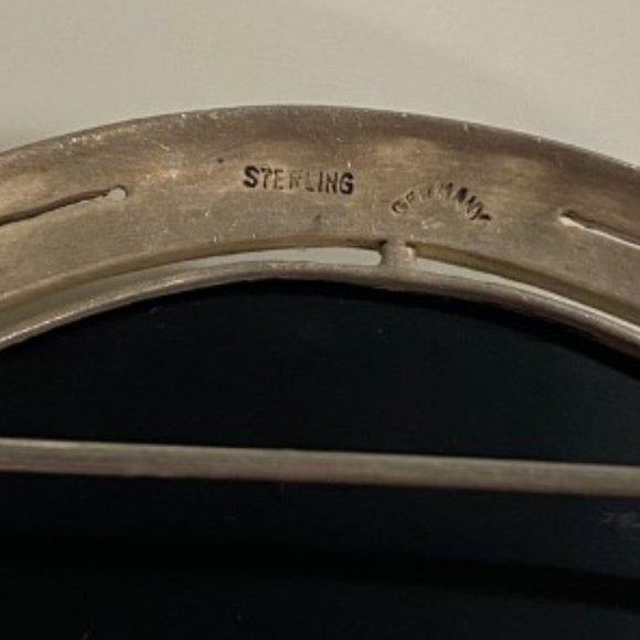 ANTIQUE STERLING BROOCH/PIN  WITH MARQUISITE - Picture 2 of 4